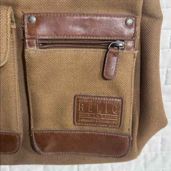Relic by Fossil handbag in brown leather and tan canvas - Picture 2 of 9